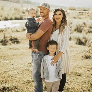 Meet your Posher, Whitney